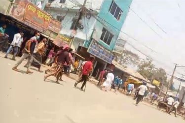 বিধবাকে পিটিয়ে আহত,বসতবাড়ি ভাঙচুর কু-প্রস্তাবে অসম্মতি জানানোয়