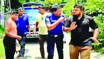 ডাকাতি করতে গিয়ে আটক যুবদল নেতা