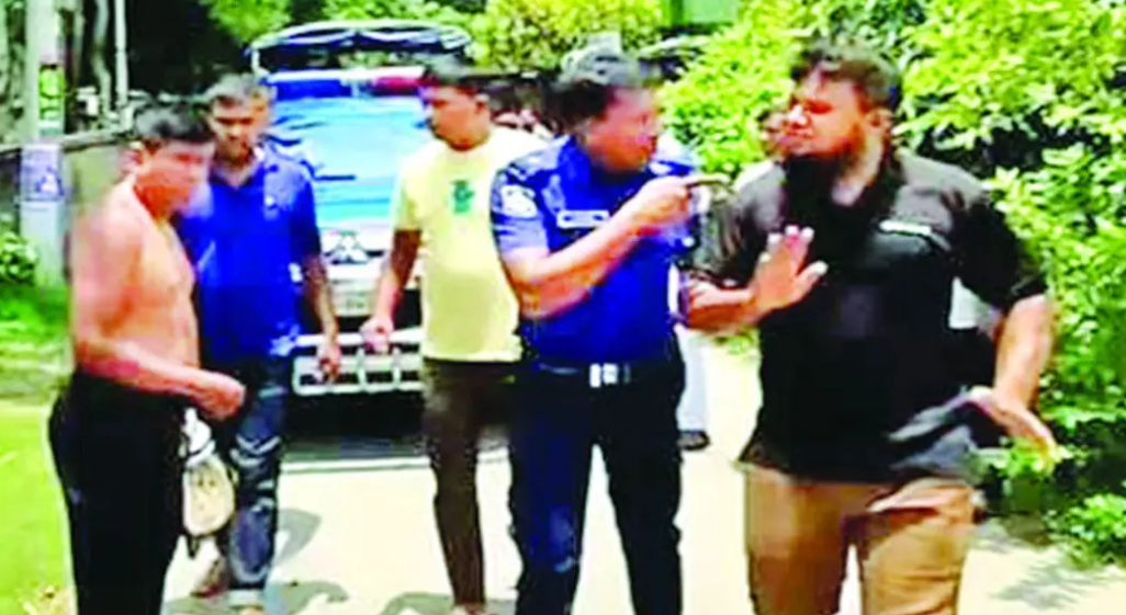 ডাকাতি করতে গিয়ে আটক যুবদল নেতা