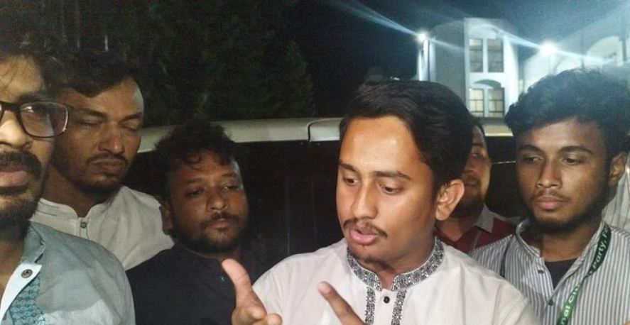ফেনীর বন্যায় টিএসসিতে তোলা টাকা কী করেছেন জানালেন সারজিস