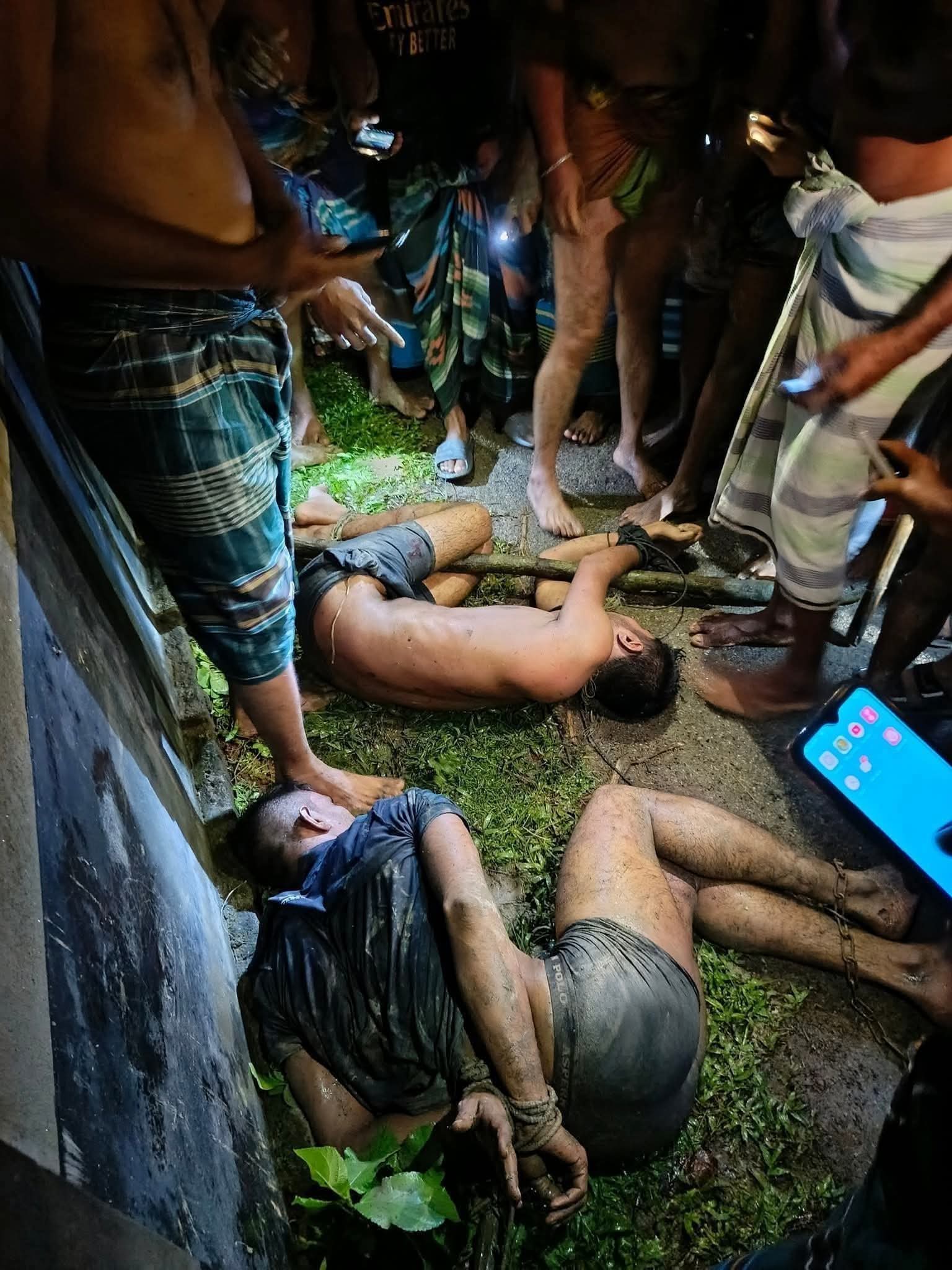 কাশীপুরে গভীর রাতে দুই ডাকাত জনতার হাতে আটক একজনের মৃত্যু