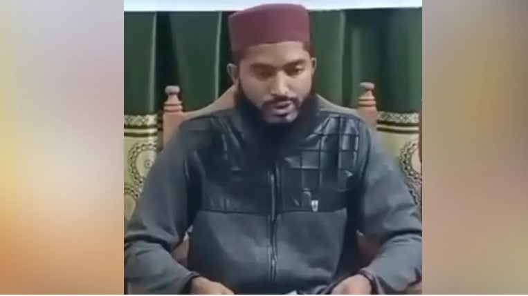 বরিশালে প্রবাসীর স্ত্রীকে নিয়ে পালিয়ে চাকরি হারালেন মাদ্রাসা শিক্ষক
