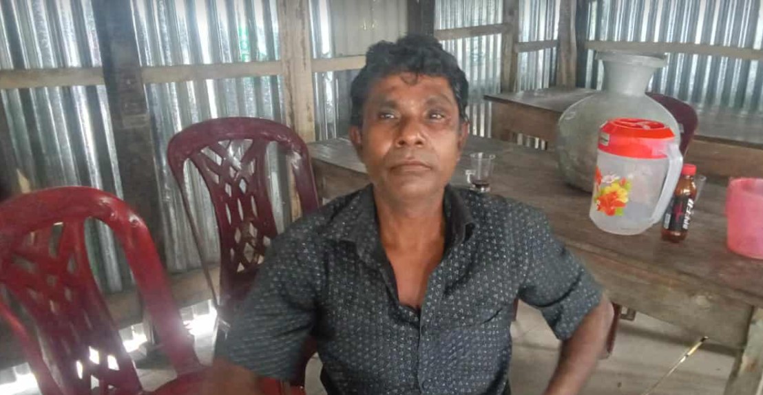 উজিরপুরে ৭ম শ্রেণির ছাত্রীকে জোরপূর্বক ধর্ষণ, ধর্ষককে পুলিশে দিলো জনতা