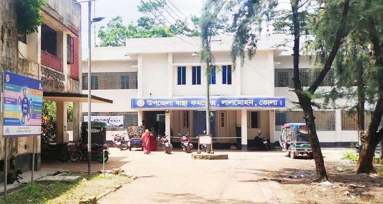 লালমোহনে সাপের কামড়ে গৃহবধূর মৃত্যু