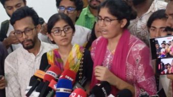 ডাকসুর ভিপি পদে মনোনয়ন নিলেন উমামা