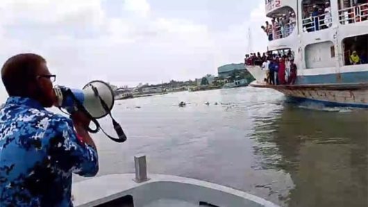 নৌপথে যাত্রীবাহী লঞ্চের নিরাপত্তায় কোস্ট গার্ড