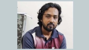 বাকেরগঞ্জে নিষিদ্ধঘোষিত ছাত্রলীগ নেতা গ্রেপ্তার
