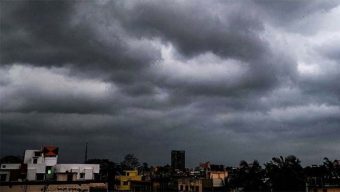 সন্ধ্যার মধ্যে ৪ জেলায় ভারী বৃষ্টির পূর্বাভাস