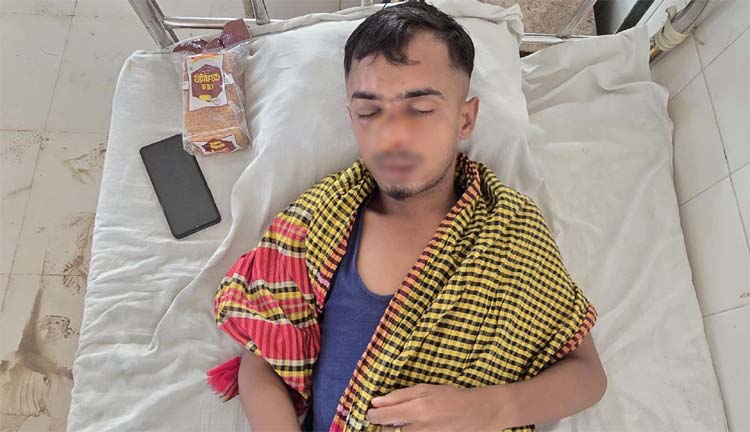 বাউফলে ছাত্রদল নেতাকে পিটিয়ে গুরুতর জখম