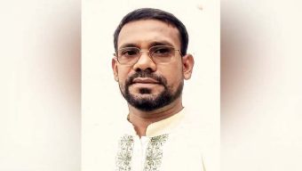 পটুয়াখালীতে চাঁদা না দেওয়ায় গণঅধিকার নেতার হাতে ইউপি চেয়ারম্যান লাঞ্ছিত