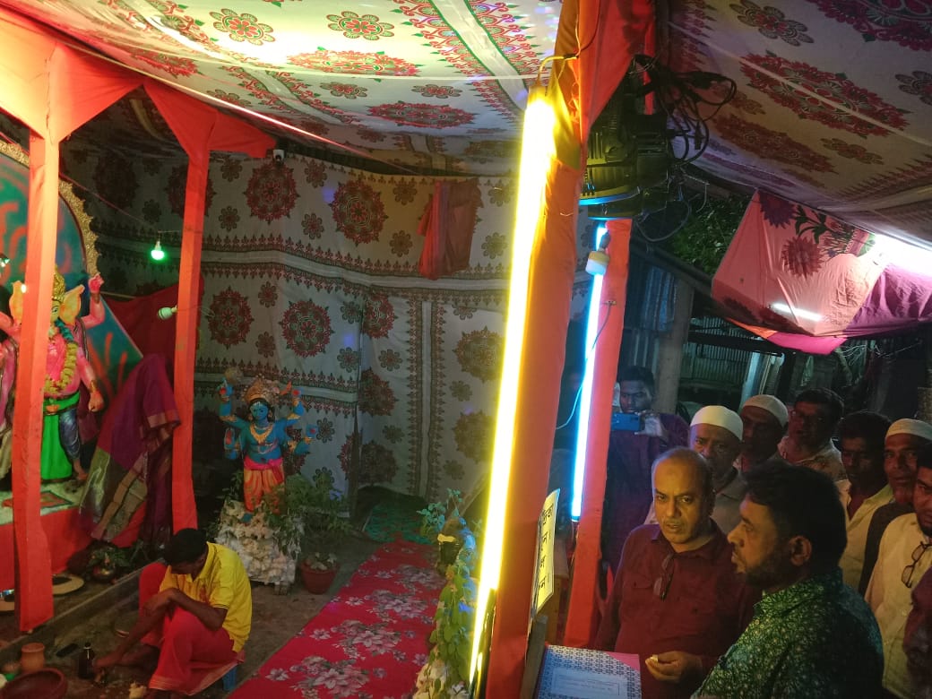 বরিশাল সদর উপজেলায় বিভিন্ন পূজা মণ্ডপ পরিদর্শন করলেন জেলা বিএনপি সদস্য সচিব এ্যাড. আবুল কালাম শাহীন