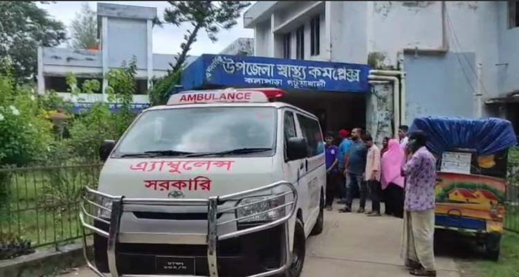 মাছধরা ট্রলারে গ্যাস সিলিন্ডার বিস্ফোরণ, ৩ জেলে অগ্নিদগ্ধ