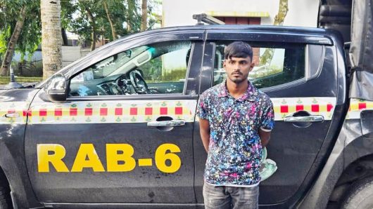 লালমোহনে বৃদ্ধাকে কুপিয়ে হত্যা, মামলার প্রধান আসামি গ্রেপ্তার