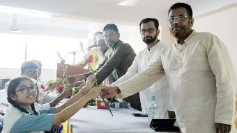 লালমোহনে নবীন শিক্ষার্থীদের বরণ ও আলোচনা সভা