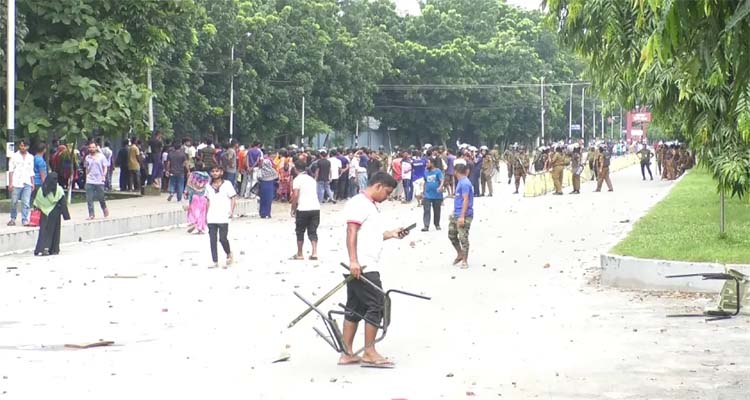 উত্তরা ইপিজেডে কারখানা বন্ধের জেরে সংঘর্ষ, শ্রমিক নিহত