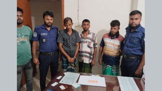 মেহেন্দিগঞ্জে ইয়াবাসহ ৩ মাদক ব্যবসায়ী গ্রেপ্তার