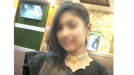 প্রেমিকের সঙ্গে উধাও স্ত্রী, ফিরে পেতে সবার কাছে দোয়া চাইলেন স্বামী