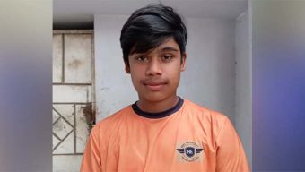 স্কুলের সামনেই প্রাণ গেল শিক্ষার্থীর, মিষ্টি খাওয়ায় ব্যস্ত শিক্ষকরা