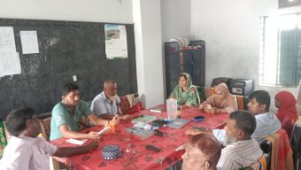 সারাদেশে শিক্ষক-কর্মচারীদের কর্মবিরতি, চরকাউয়া নয়ানী বিদ্যালয়ও অংশগ্রহণ