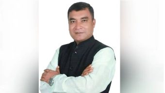 দুধ দিয়ে গোসল করে শেষ রক্ষা হলো না সেই আ.লীগ নেতার