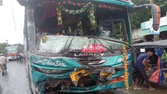 পটুয়াখালীতে র‍্যাবের পিকনিকের গাড়ির সঙ্গে বাসের সংঘর্ষ, শিশুসহ নিহত ৩