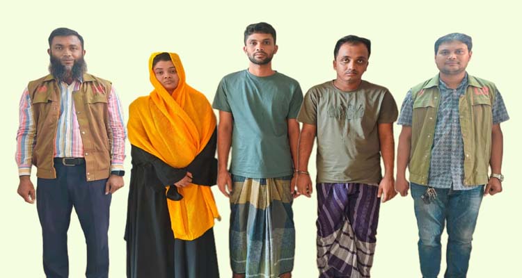 বরগুনায় বিকাশ প্রতারক চক্রের তিন সদস্য গ্রেফতার