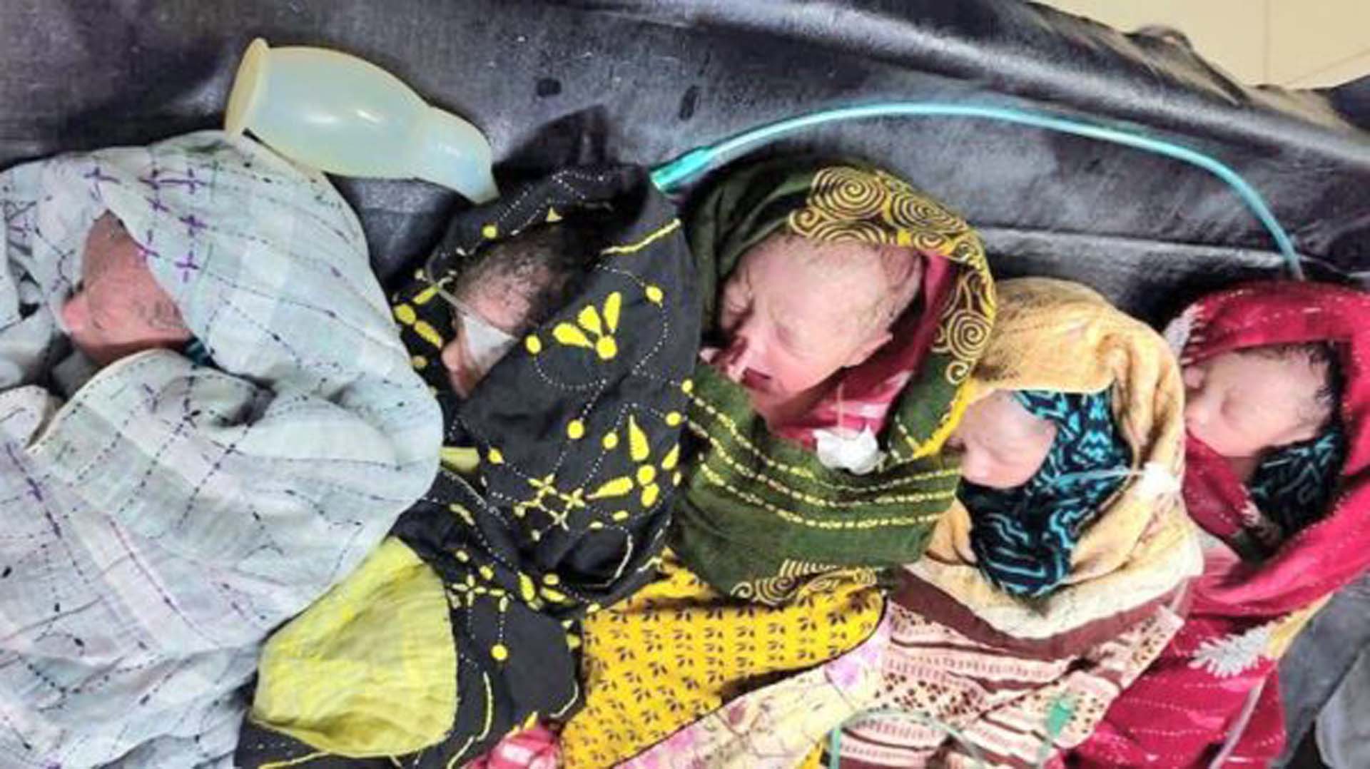 একসঙ্গে ৫ সন্তানের জন্ম দিলেন গৃহবধূ