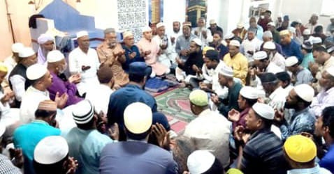 বাস্তুহারা দলের উদ্যোগে খালেদা জিয়ার সুস্থতা কামনায় দোয়া মাহফিল