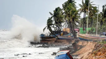 লঘুচাপ: উপকূলে জোয়ারের উচ্চতা বাড়ার আভাস