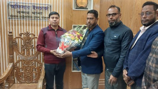 বরিশাল সদর উপজেলার বন্দর থানায় নতুন ওসির যোগদান।