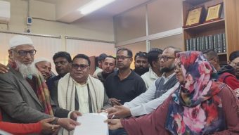 বরিশাল-৩ আসনে এ্যাডভোকেট জয়নুল আবেদীনের পক্ষে মনোনয়ন ফরম সংগ্রহ