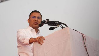 ঢাকা-১৭ আসন থেকে তারেক রহমানের পক্ষে মনোনয়নপত্র সংগ্রহ