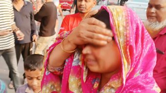 ঢাকায় কয়েক মিনিটে তিনটি ককটেল বিস্ফোরণ, নারী আহত