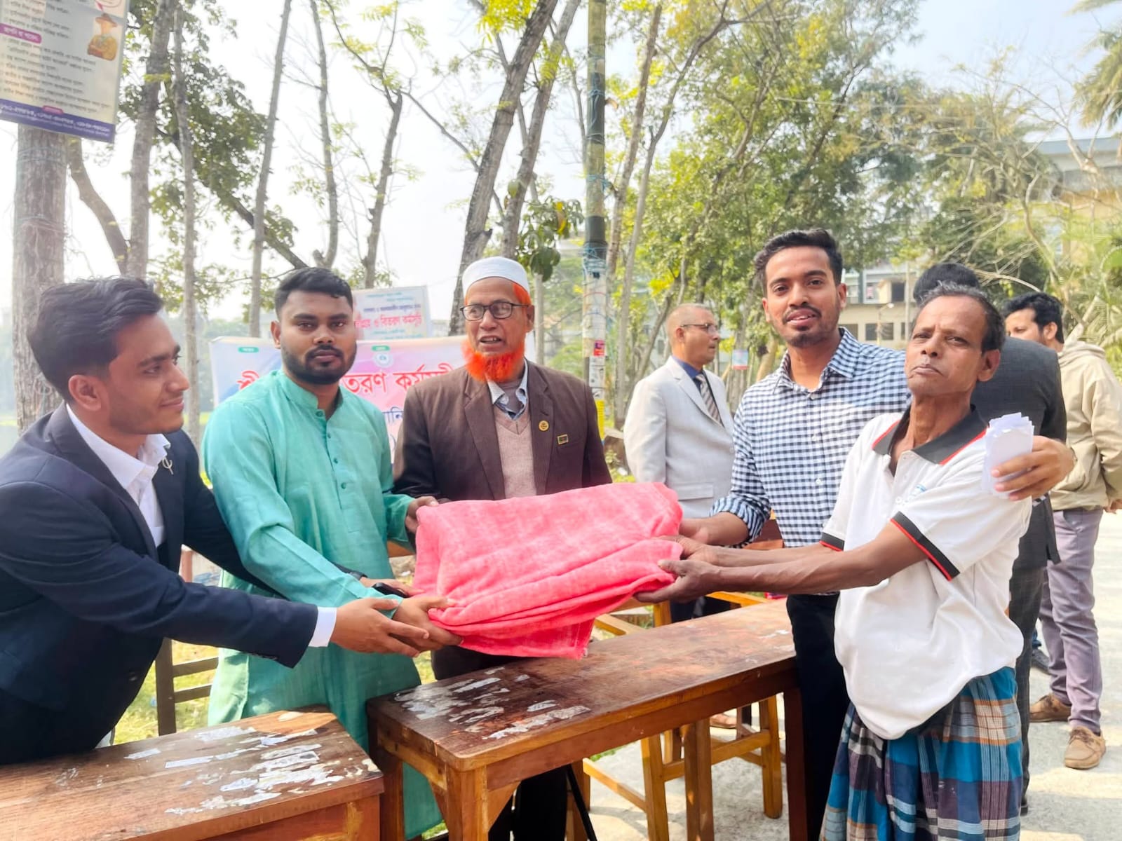 সবুজ বাংলাদেশ, বি.এম. কলেজ শাখার উদ্যোগে শীতবস্ত্র বিতরণ কর্মসূচি সম্পন্ন