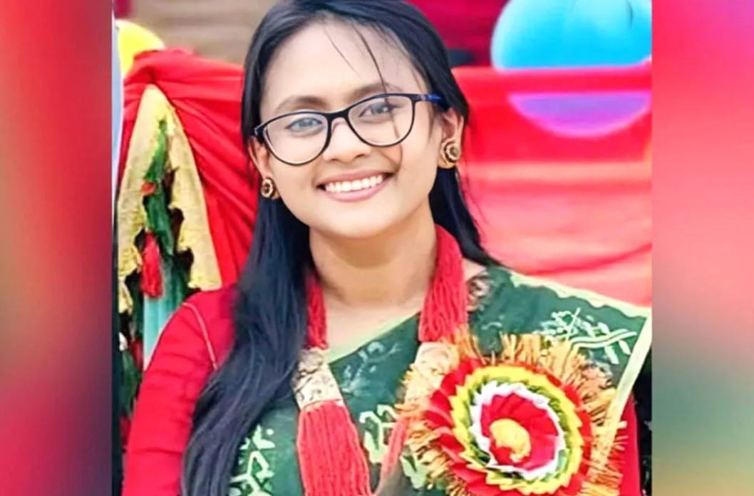 ‘আপু’ বলায় ক্ষেপে গেলেন ইউএনও