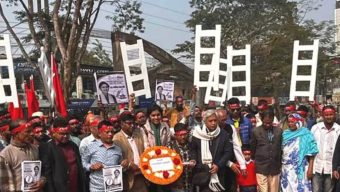 শহীদদের প্রতি সম্মান জানিয়ে বরিশাল-৫ আসনে প্রচারে নামলেন মনীষা
