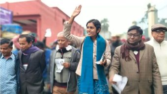 ভোট চাইতে নয়, মানুষের কথা শুনতেই পথে হাঁটেন মনীষা