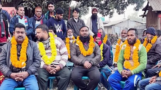 বিএনপিতে যোগ দিলেন আওয়ামী লীগের অর্ধশত নেতাকর্মী