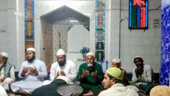চরকাউয়া নয়ানীতে মোঃ রিপন সারেং এর আম্মার রুহের মাগফিরাত কামনায় দোয়া ও মোনাজাত অনুষ্ঠিত