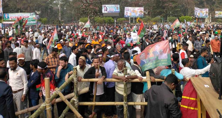 বরিশালে তারেক রহমানের জনসভা শুরু, নেতাকর্মীদের ঢল