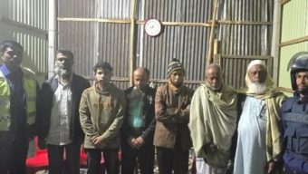 মধ্যরাতে বিএনপি প্রার্থীর পক্ষে টাকা বিতরণ, ছয়জনের কারাদণ্ড