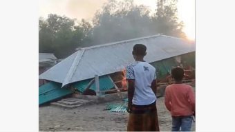 জামায়াতের অফিসে ভাঙচুরের পর আগুন