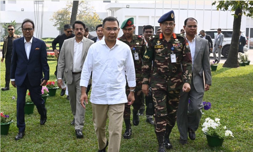 প্রথমবার প্রধানমন্ত্রীর কার্যালয়ে তারেক রহমান