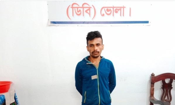 ভোলায় ডাকাতির প্রস্তুতিকালে দেশীয় অস্ত্রসহ আটক ১