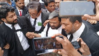আত্মসমর্পণের পর জামিন পেলেন আ.লীগ নেতা ইউনুস