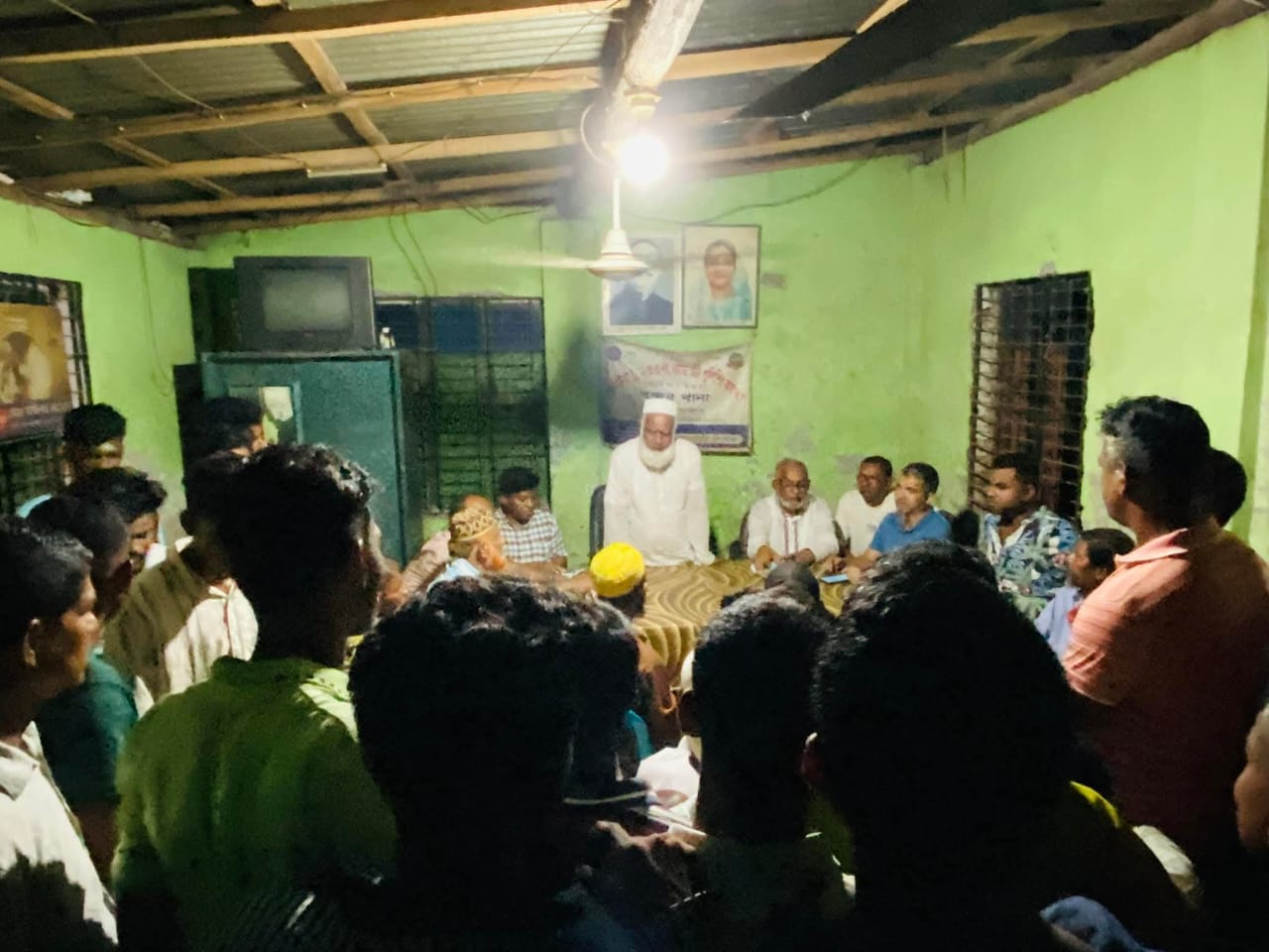 চরকাউয়া বাস মালিক সমিতি এখনো আওয়ামী লীগের প্রভাবেই পরিচালিত—এলাকায় ব্যাপক গুঞ্জন