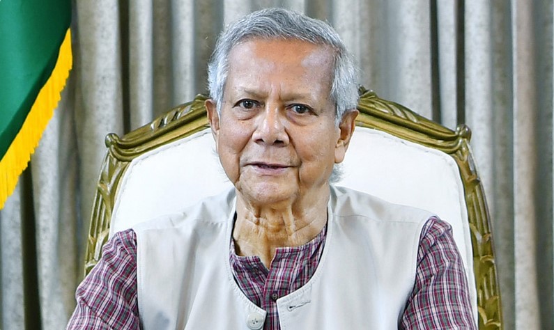 নিজেকে ‘অতি গুরুত্বপূর্ণ ব্যক্তি’ ঘোষণা করতে আইন লঙ্ঘন ড. ইউনূসের