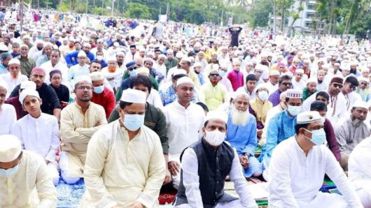 সৌদি আরবের সঙ্গে মিল রেখে ভোলার ১৪ গ্রামে কাল ঈদ