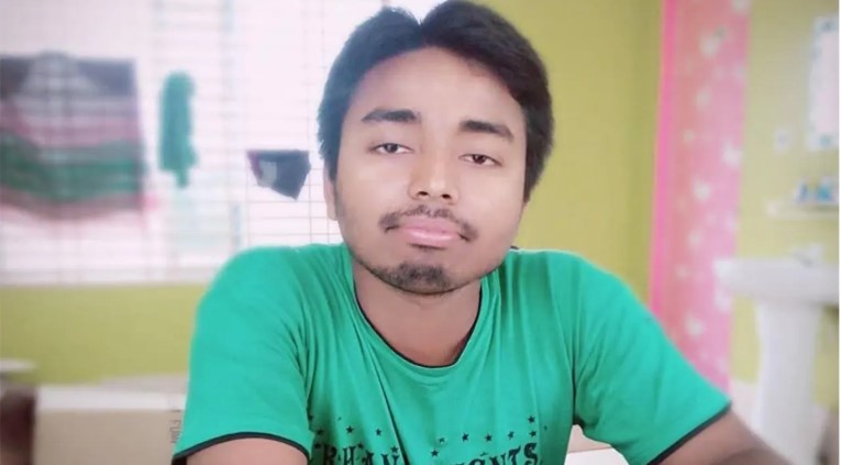 তেল না পেয়ে ফিলিং স্টেশন ম্যানেজারকে ট্রাকচাপায় হত্যা