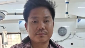 অকটেন না পেয়ে ট্যাগ অফিসারকে পিটিয়ে হাত ভাঙলেন যুবকরা
